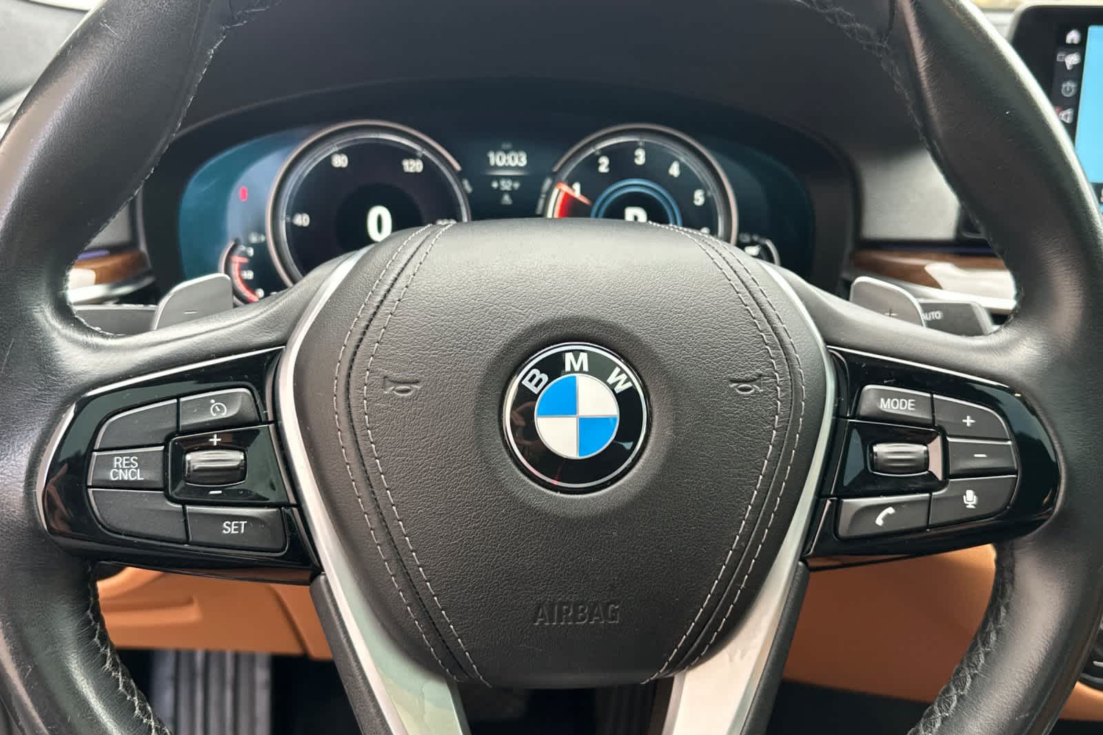 Thumbnail: 2018 BMW 5 Series - 25