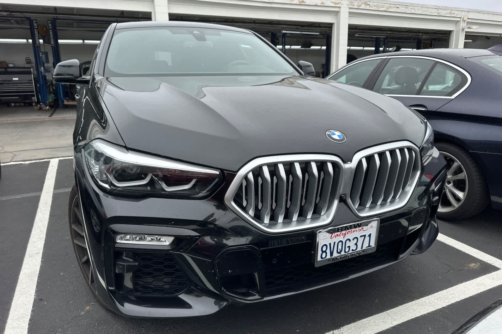 Thumbnail: 2021 BMW X6 - 6
