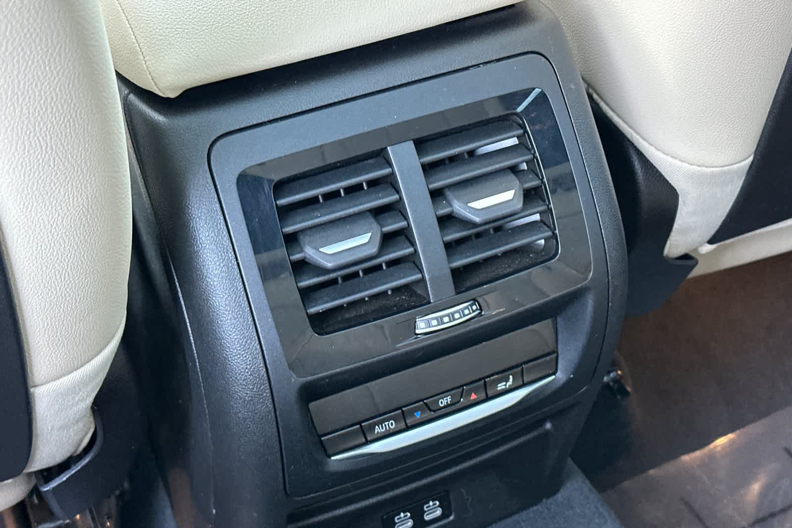 Thumbnail: 2023 BMW X3 - 16