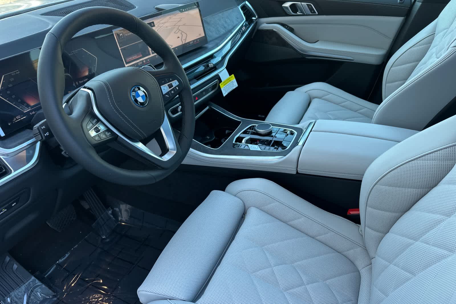 Thumbnail: 2026 BMW X5 - 12