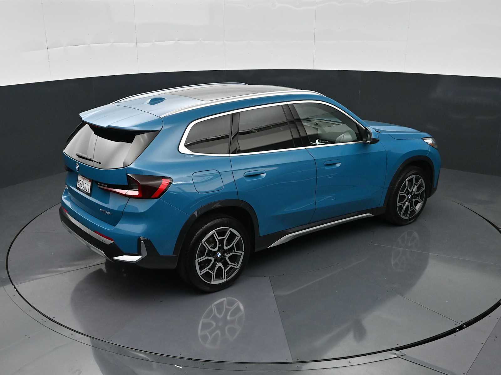 2025 BMW X1 28i - Photo 21