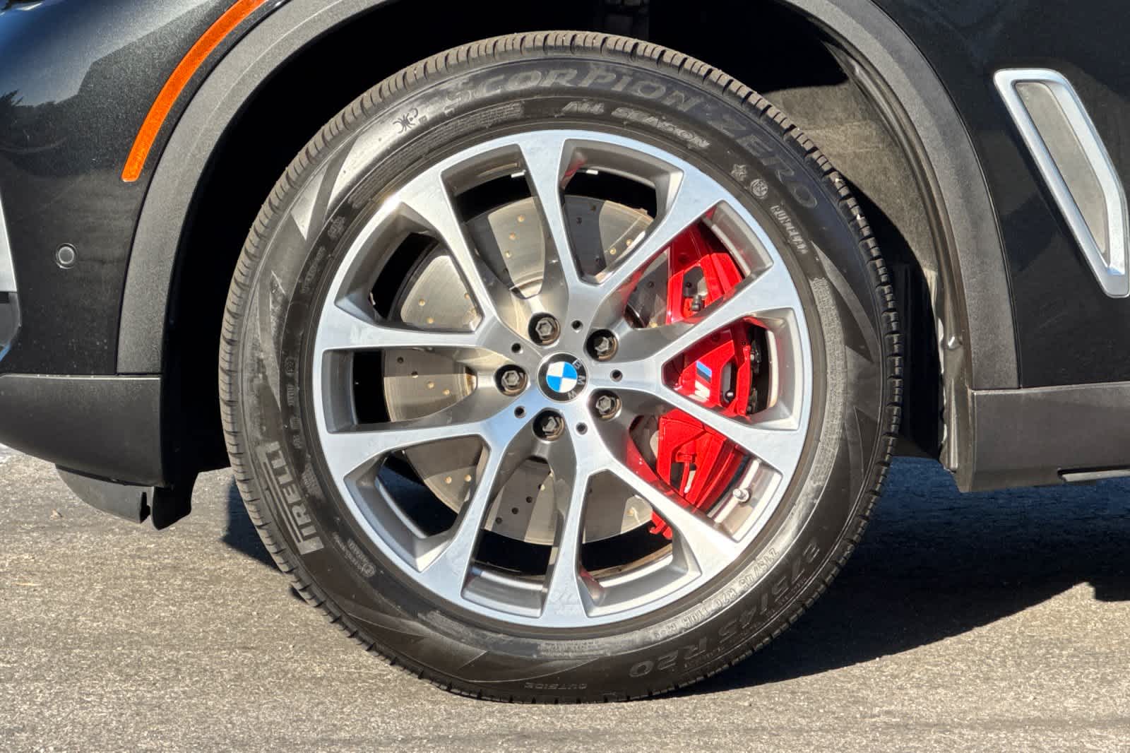 Thumbnail: 2021 BMW X5 - 33