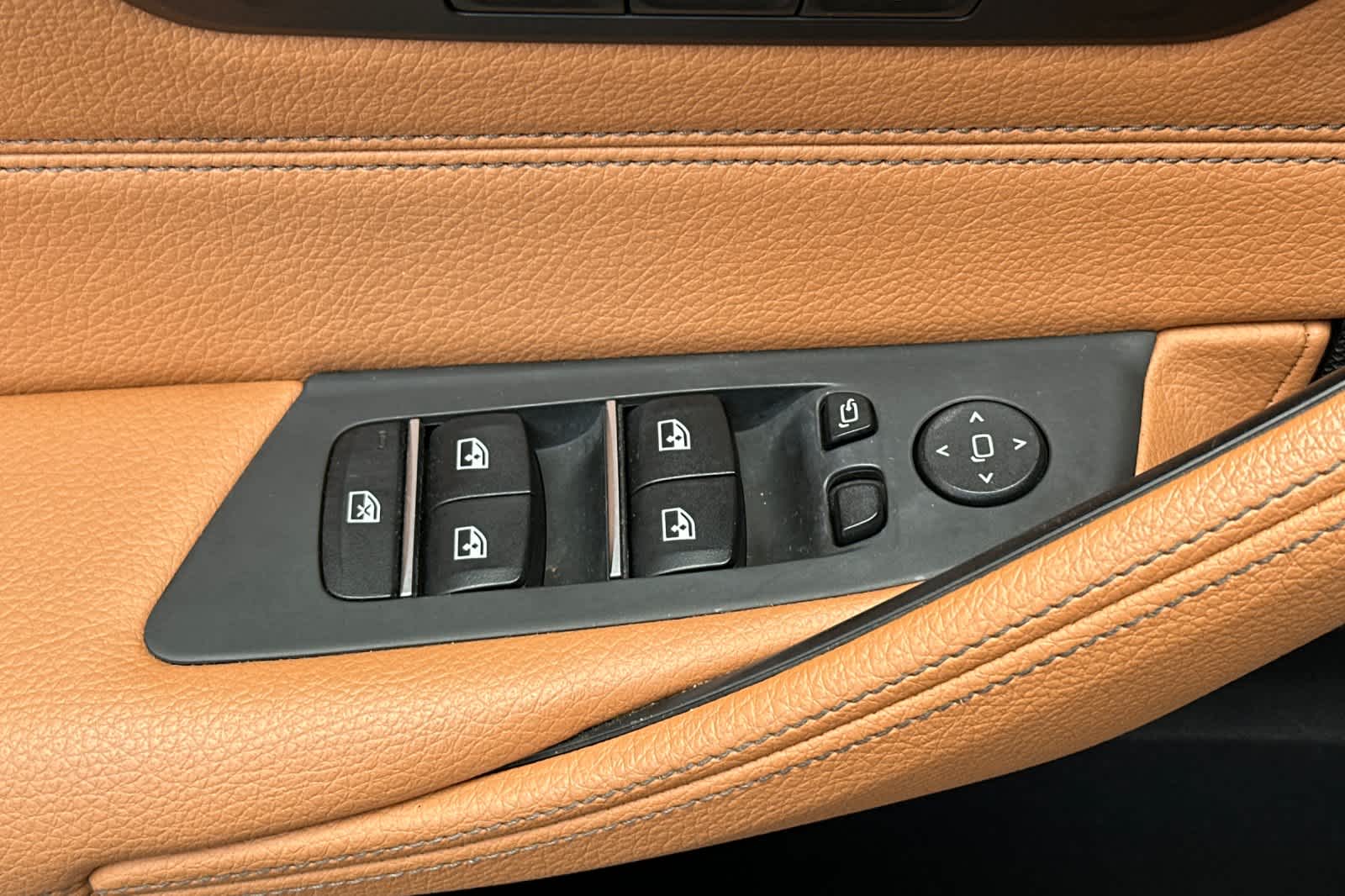 Thumbnail: 2018 BMW 5 Series - 13