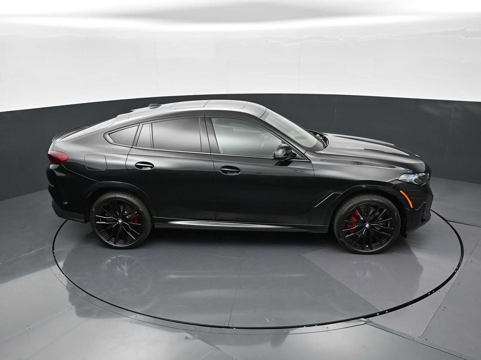 Thumbnail: 2026 BMW X6 - 19