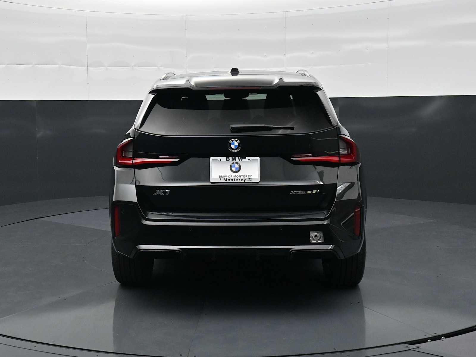 Thumbnail: 2026 BMW X1 - 6