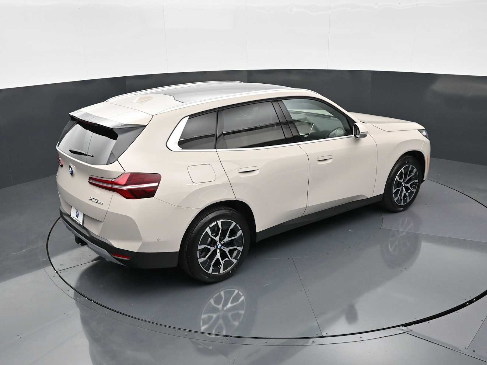 Thumbnail: 2026 BMW X3 - 21
