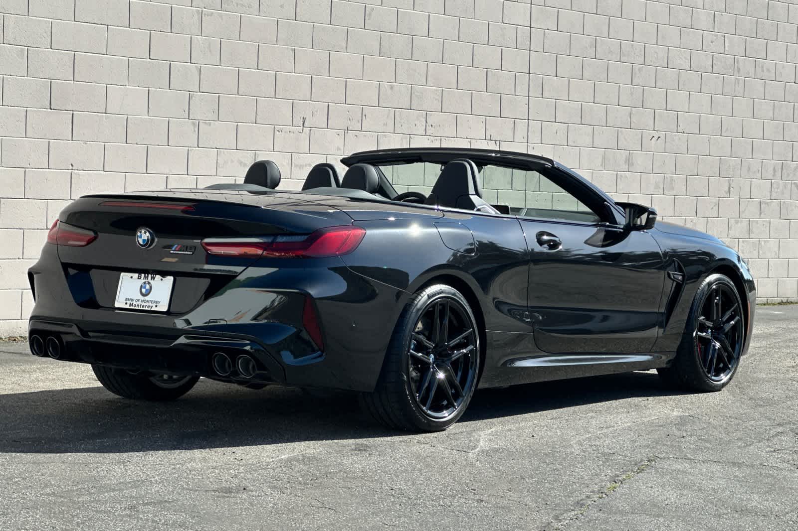 Thumbnail: 2025 BMW M8 - 2