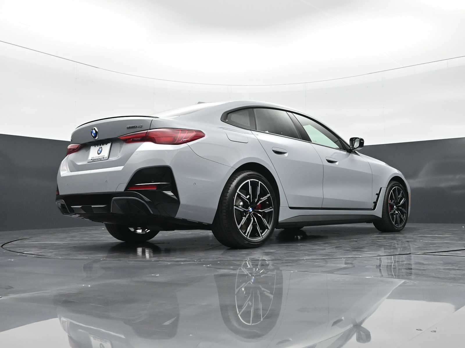 Thumbnail: 2026 BMW i4 - 29