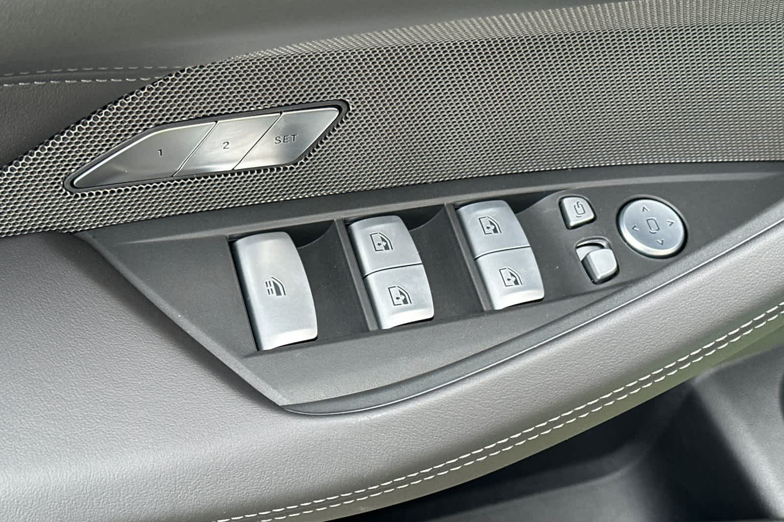 Thumbnail: 2026 BMW M4 - 14