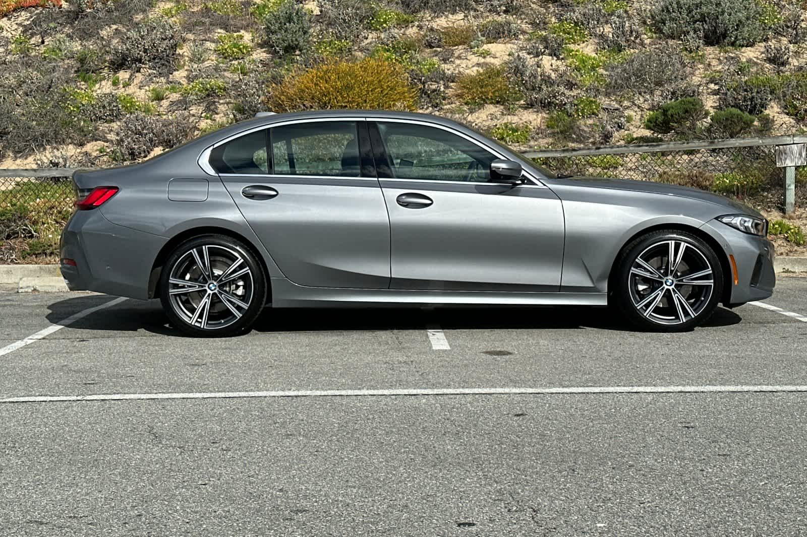 2024 BMW 3 Series 330i 6