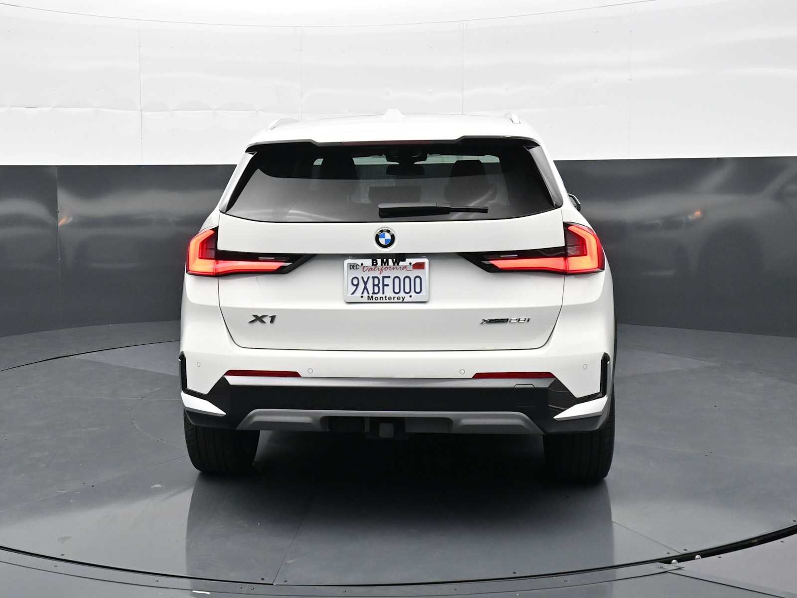 2026 BMW X1 28i - Photo 6