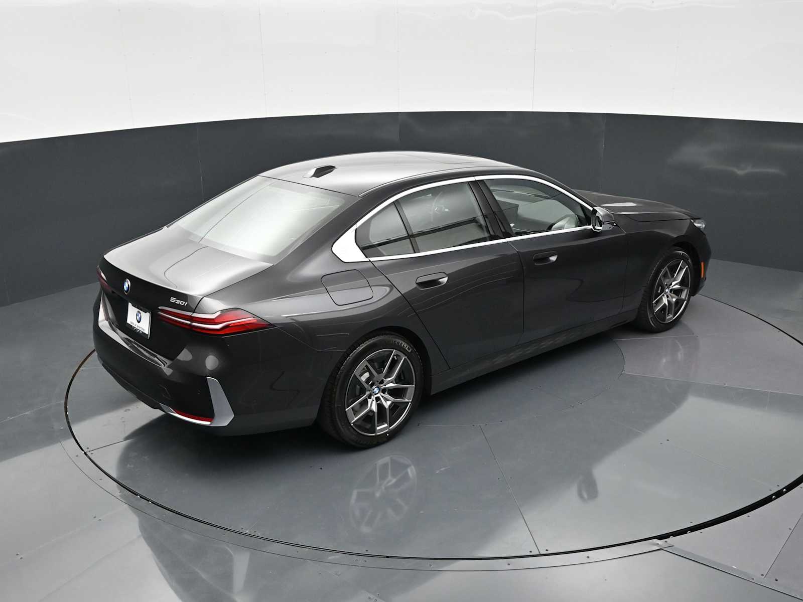 Thumbnail: 2026 BMW 5 Series - 20