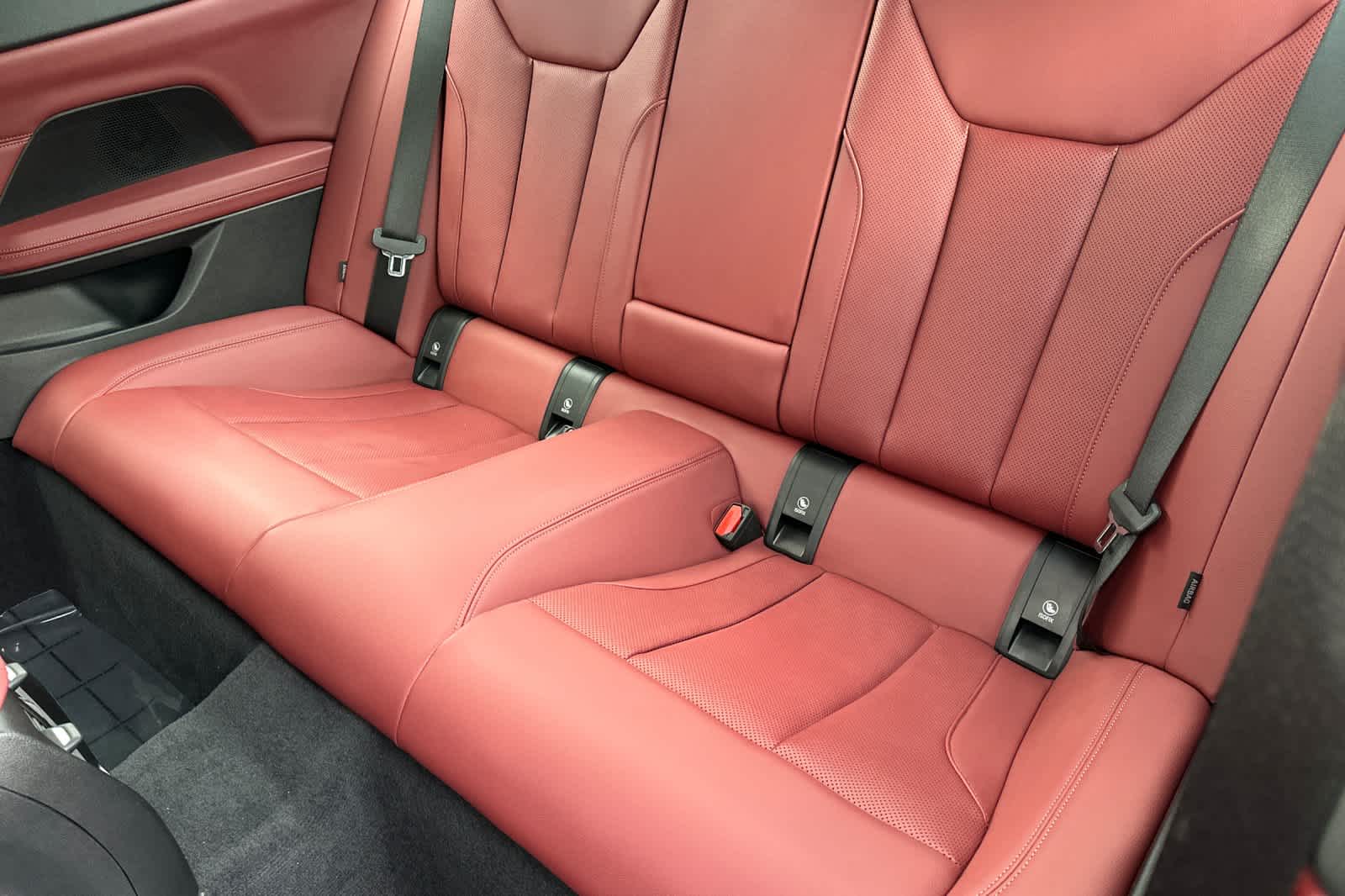 Thumbnail: 2026 BMW 4 Series - 4