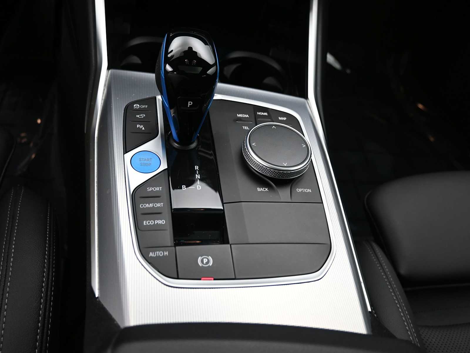 Thumbnail: 2023 BMW i4 - 11