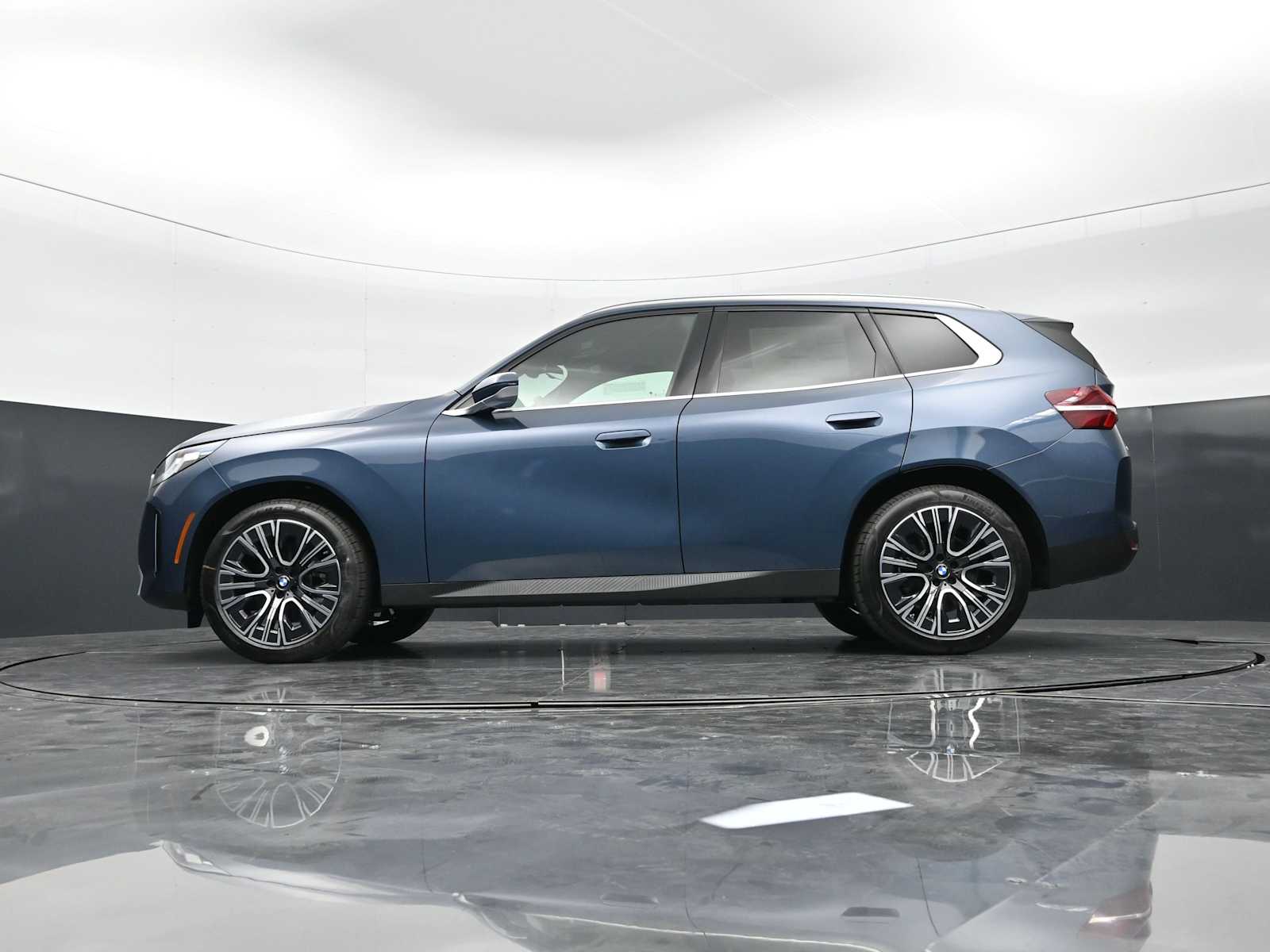 Thumbnail: 2026 BMW X3 - 32
