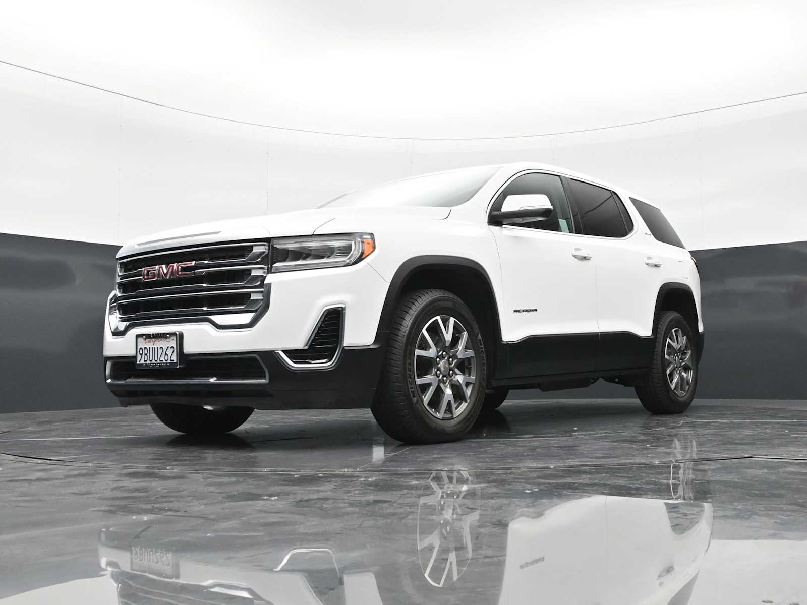 Thumbnail: 2020 GMC Acadia - 26