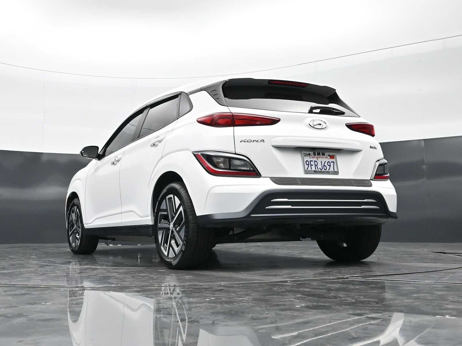Thumbnail: 2023 Hyundai Kona - 30