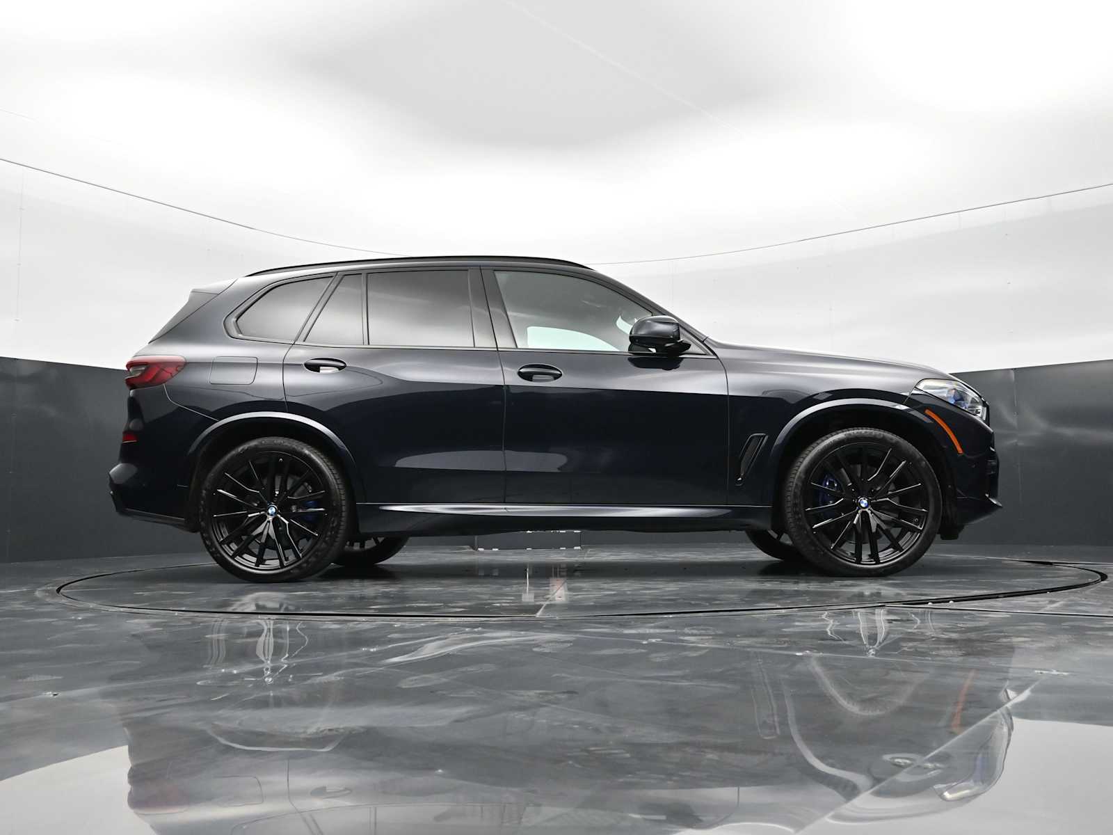 Thumbnail: 2023 BMW X5 - 27