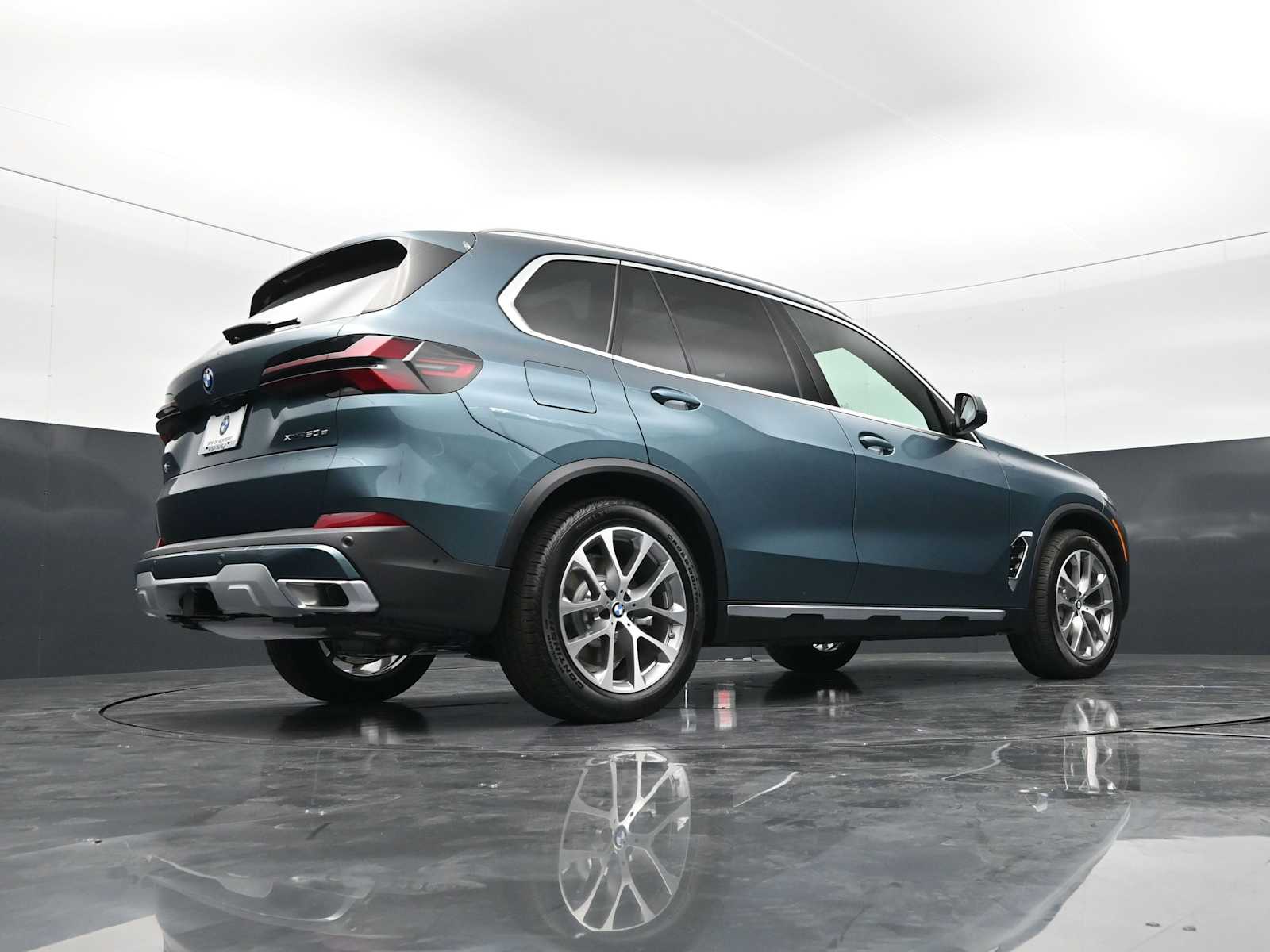 Thumbnail: 2026 BMW X5 - 29