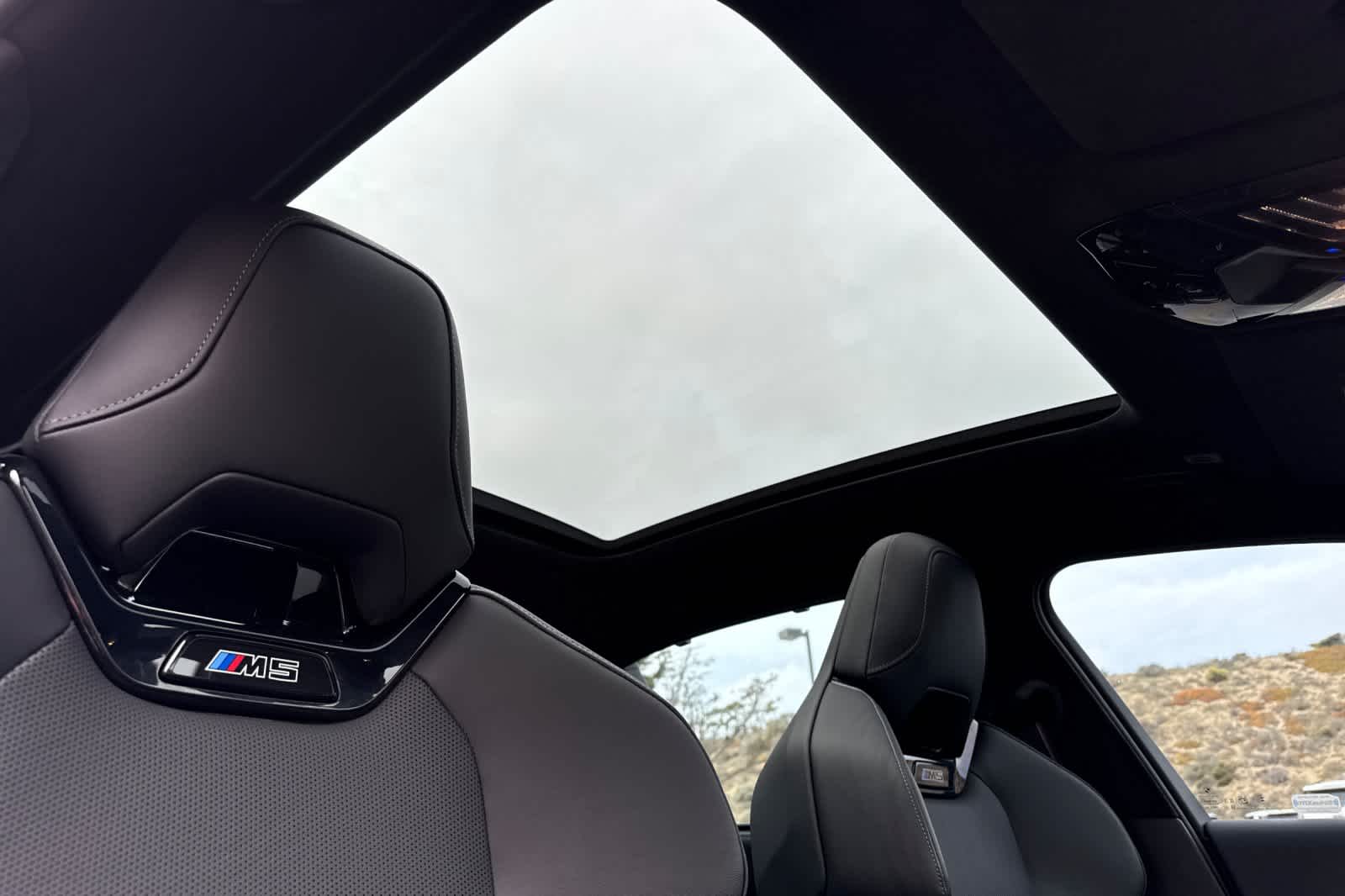 Thumbnail: 2025 BMW M5 - 17