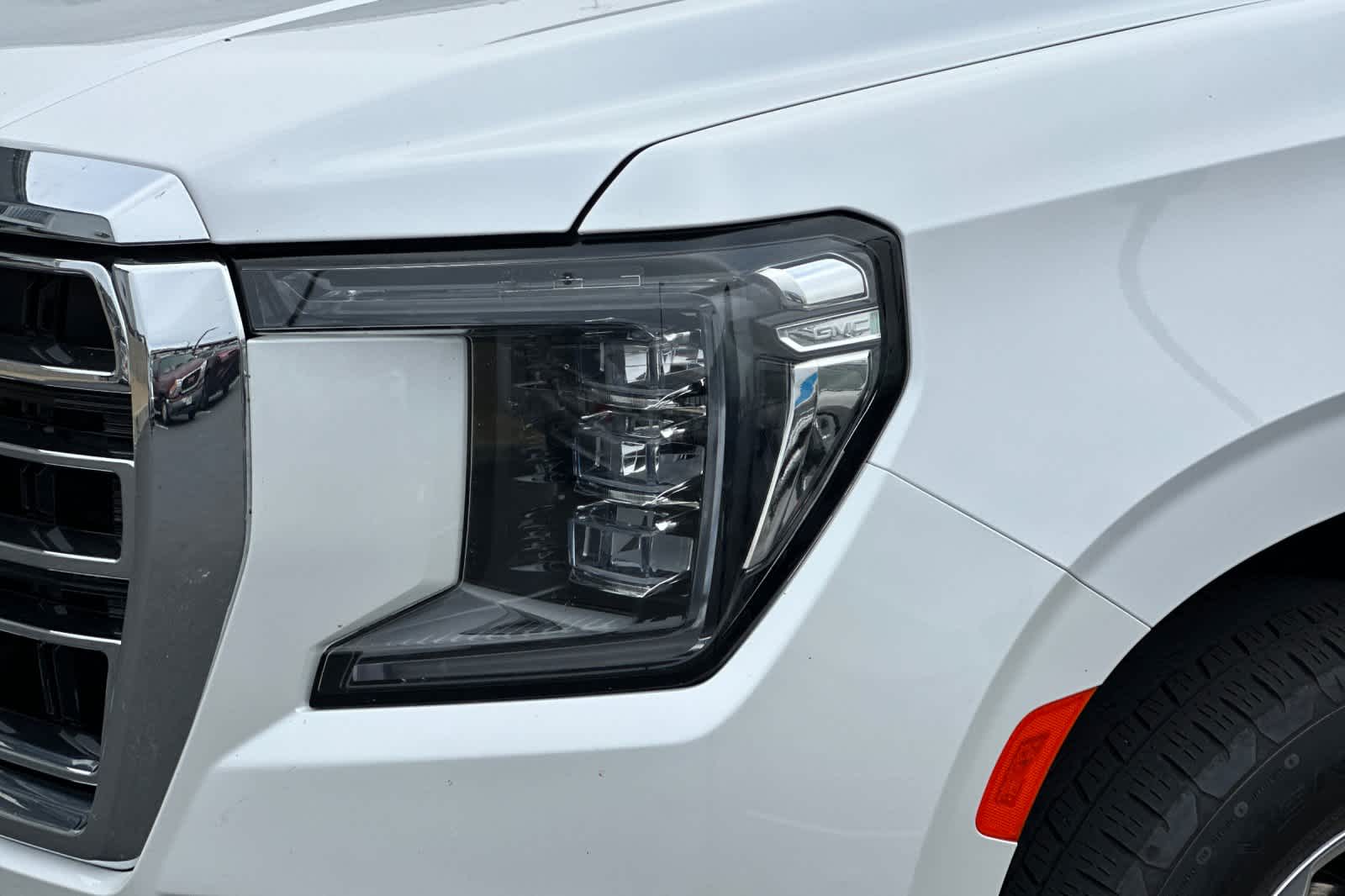Thumbnail: 2023 GMC Yukon - 10