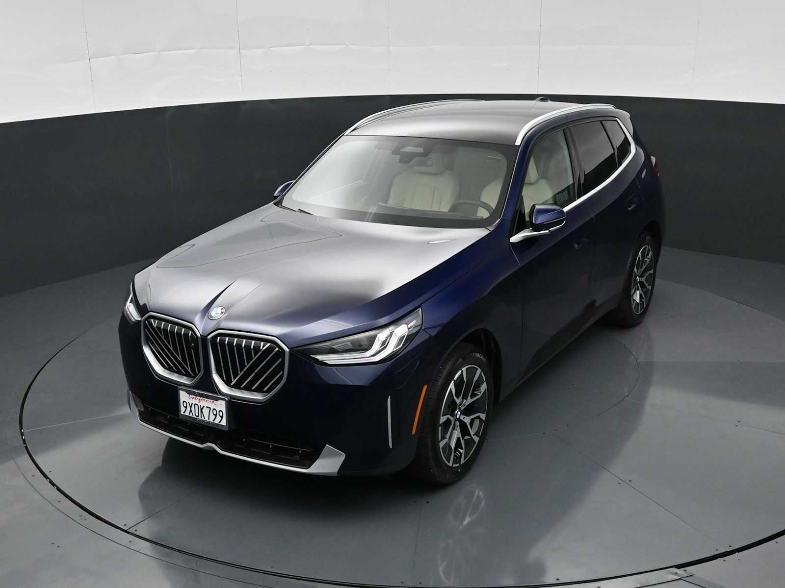 2026 BMW X3 30 - Photo 23