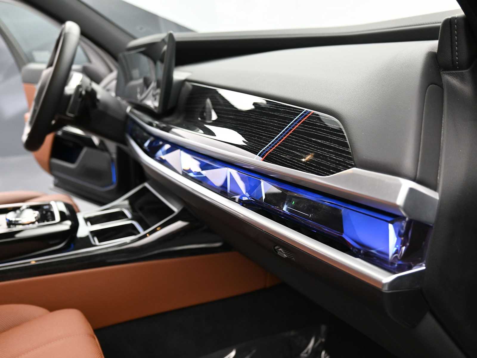 Thumbnail: 2025 BMW 7 Series - 14