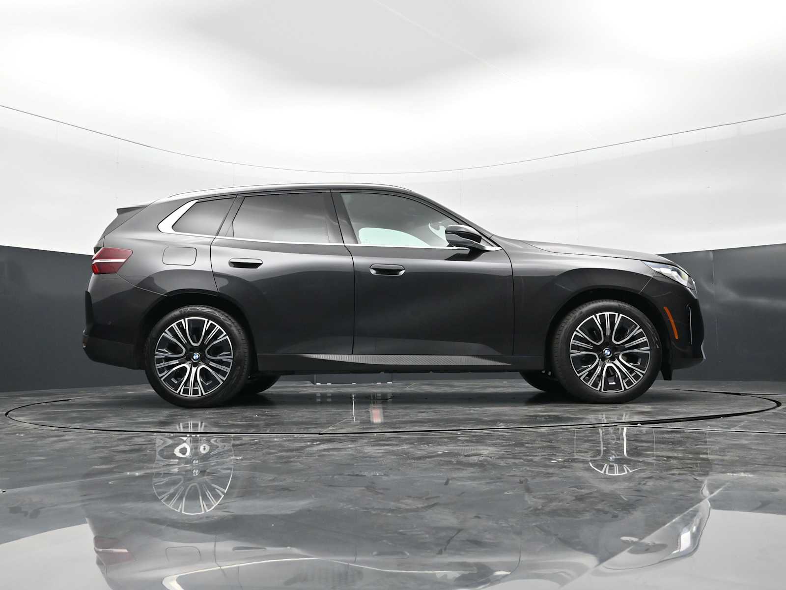 Thumbnail: 2025 BMW X3 - 27