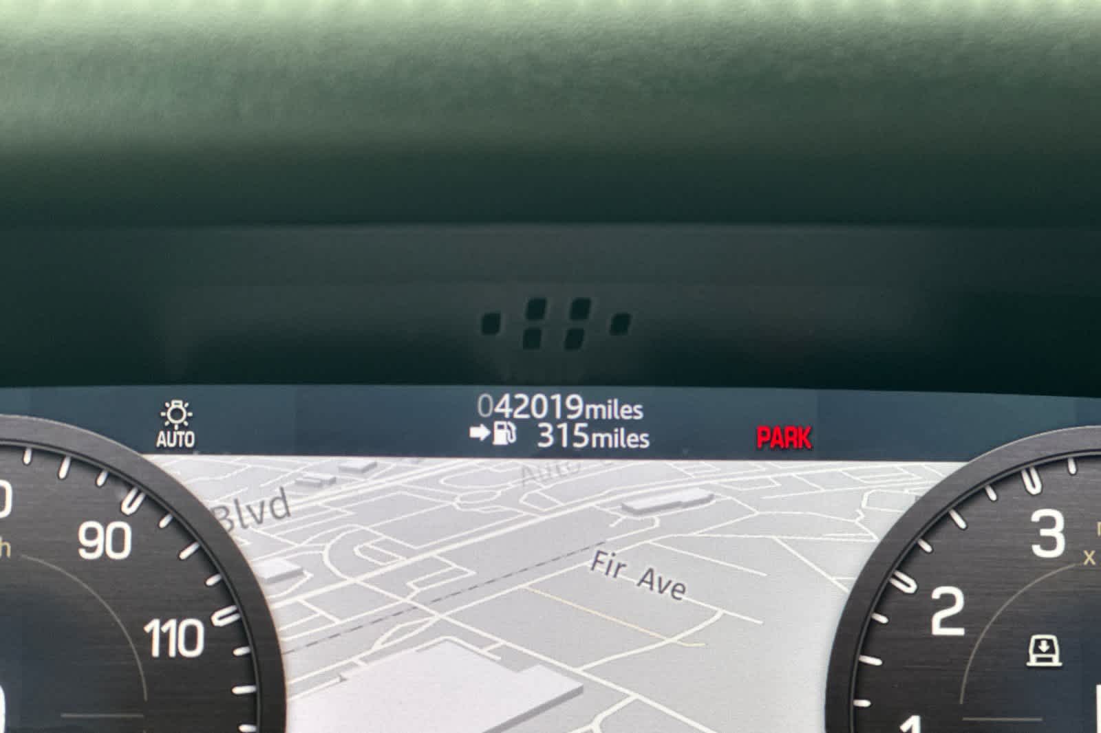 Thumbnail: 2020 Land Rover Defender - 30