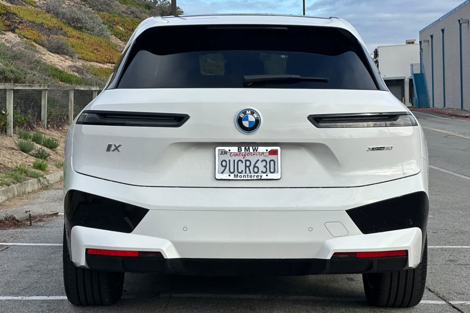 Thumbnail: 2025 BMW iX - 8