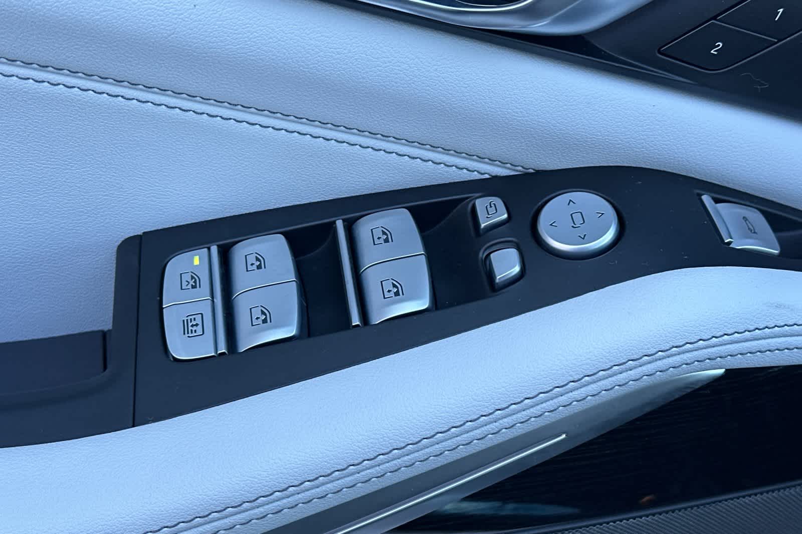 Thumbnail: 2025 BMW X7 - 13