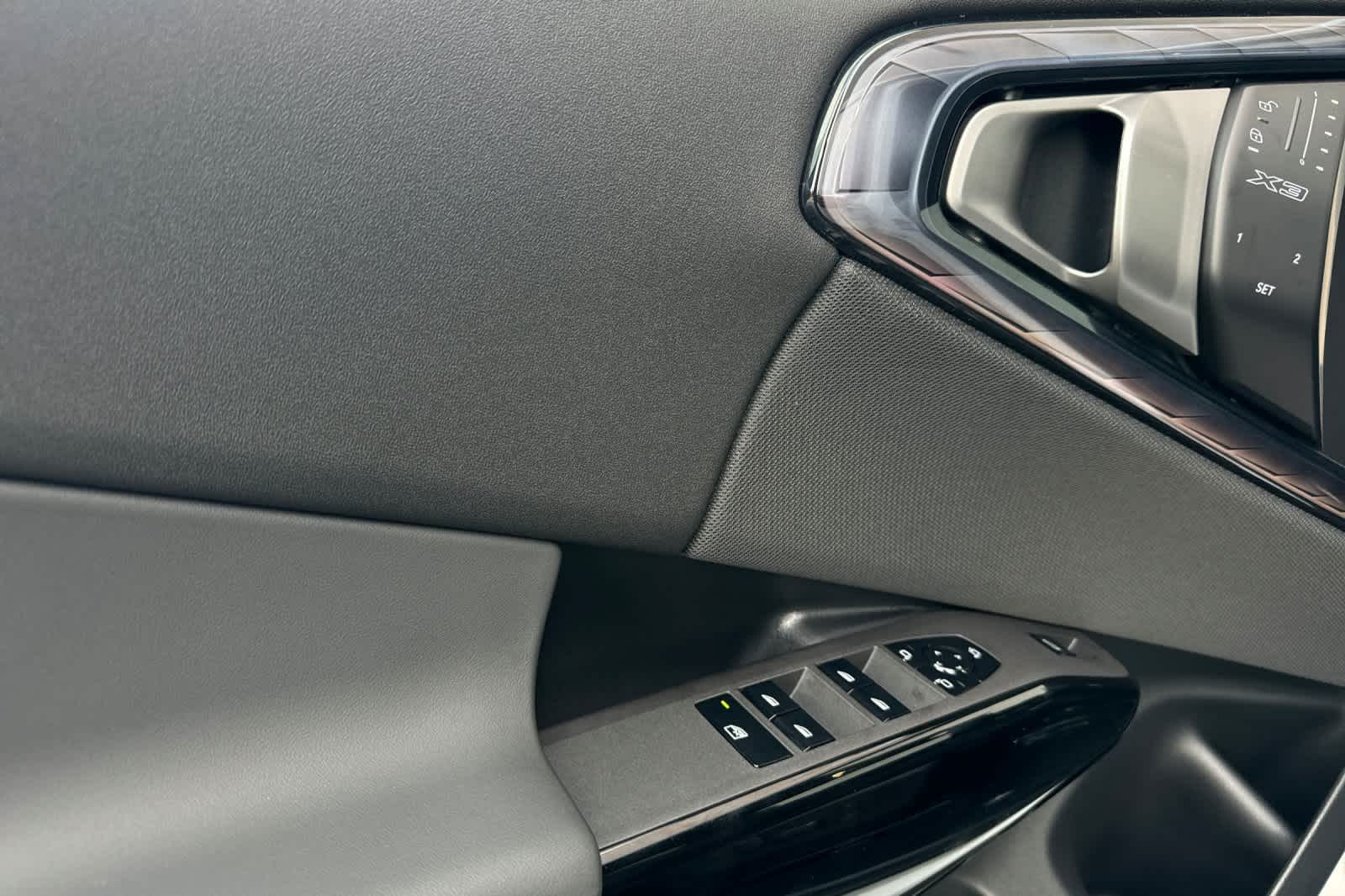 Thumbnail: 2026 BMW X3 - 13