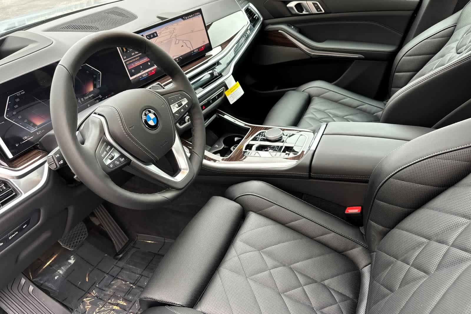 Thumbnail: 2026 BMW X5 - 12