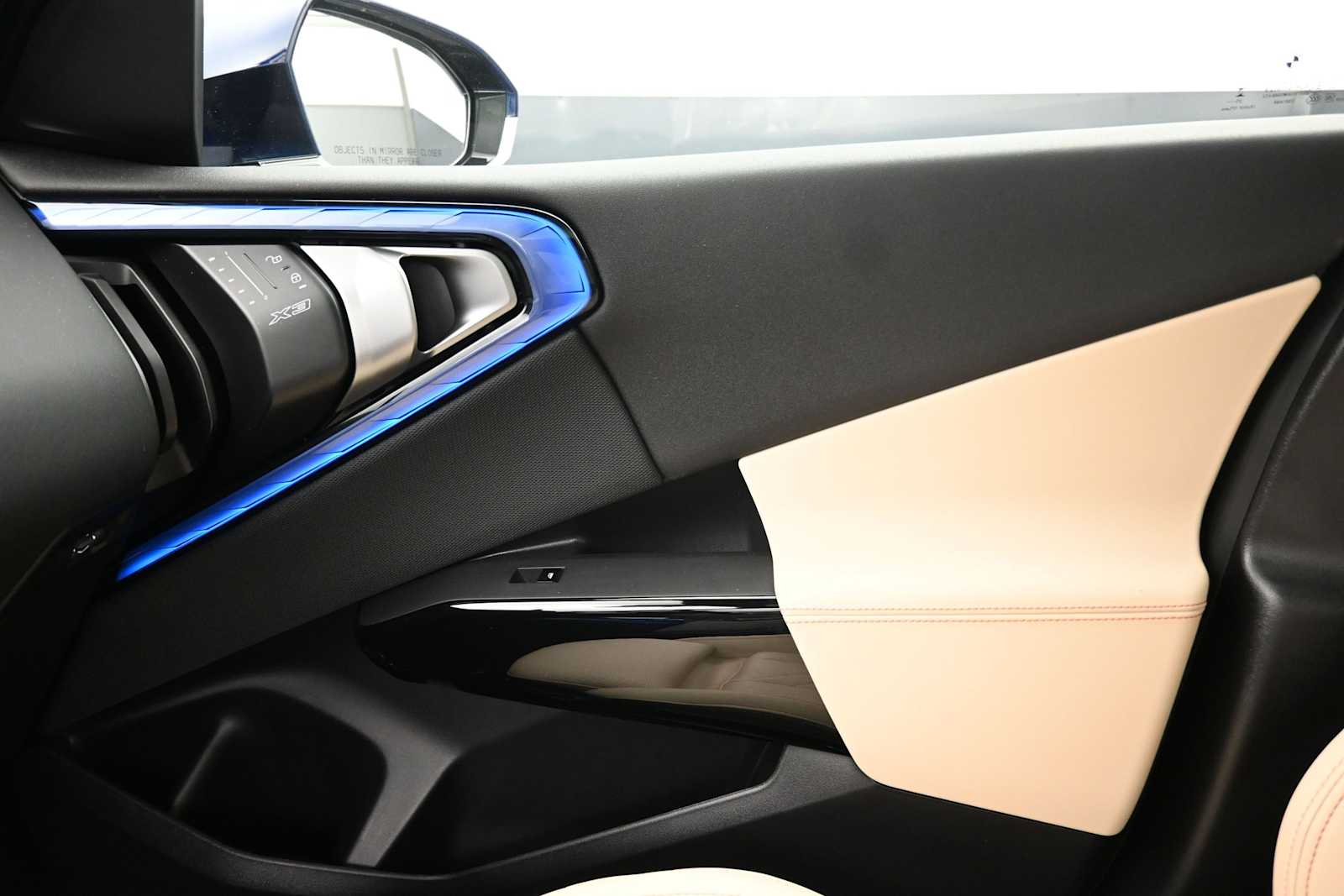 2026 BMW X3 30 - Photo 17