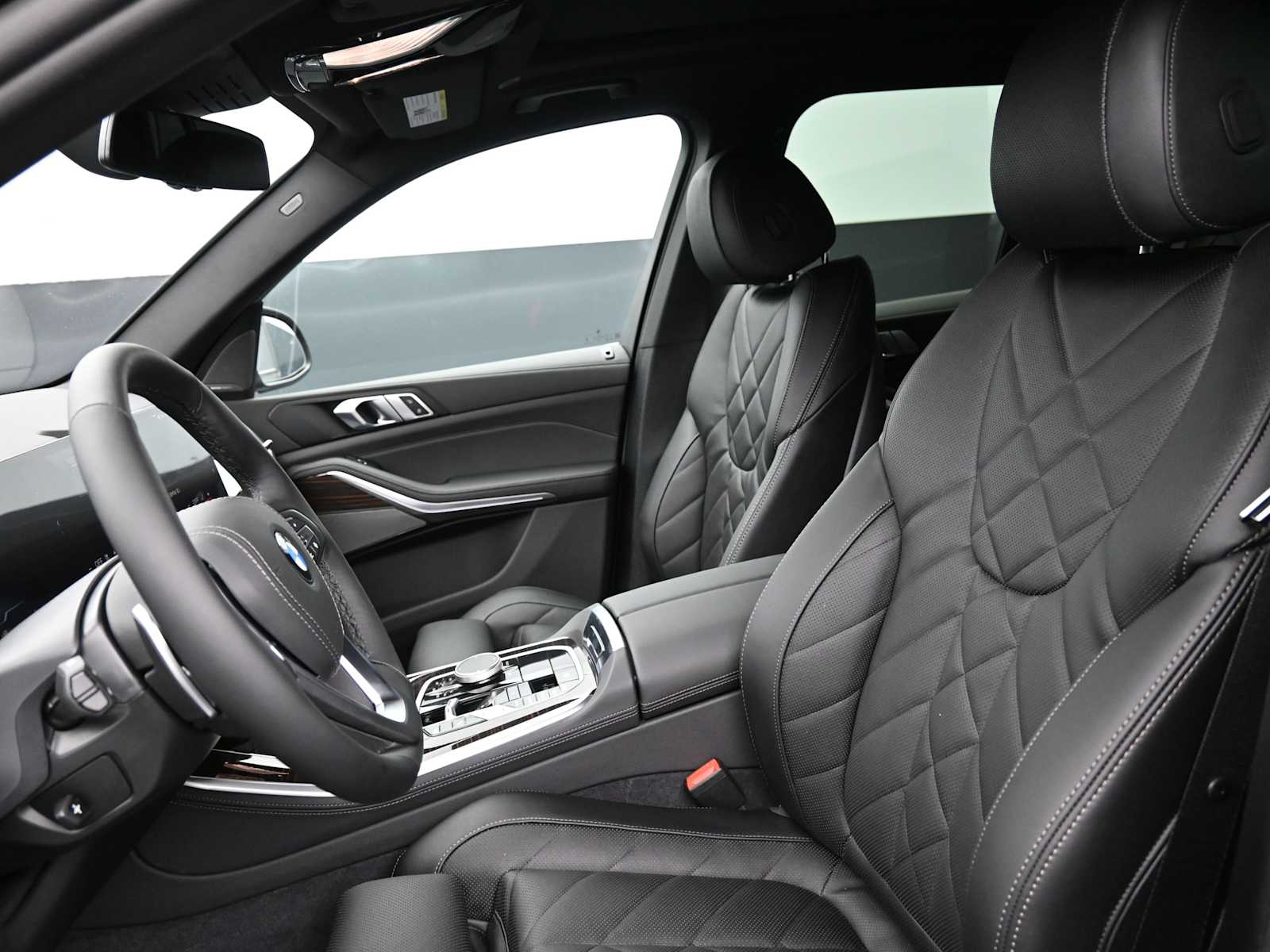 Thumbnail: 2026 BMW X5 - 10