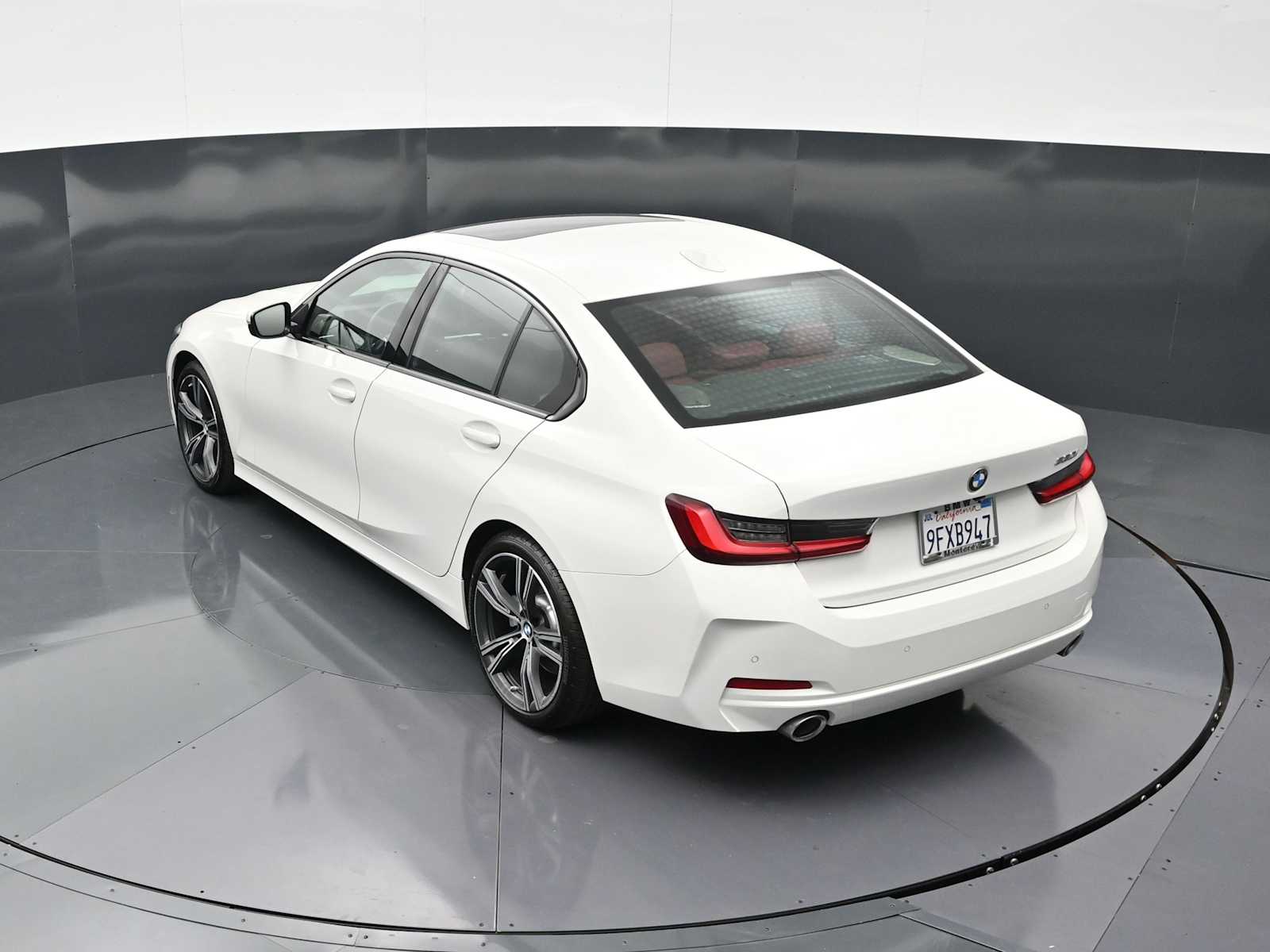 2023 BMW 3 Series 330i - Photo 23