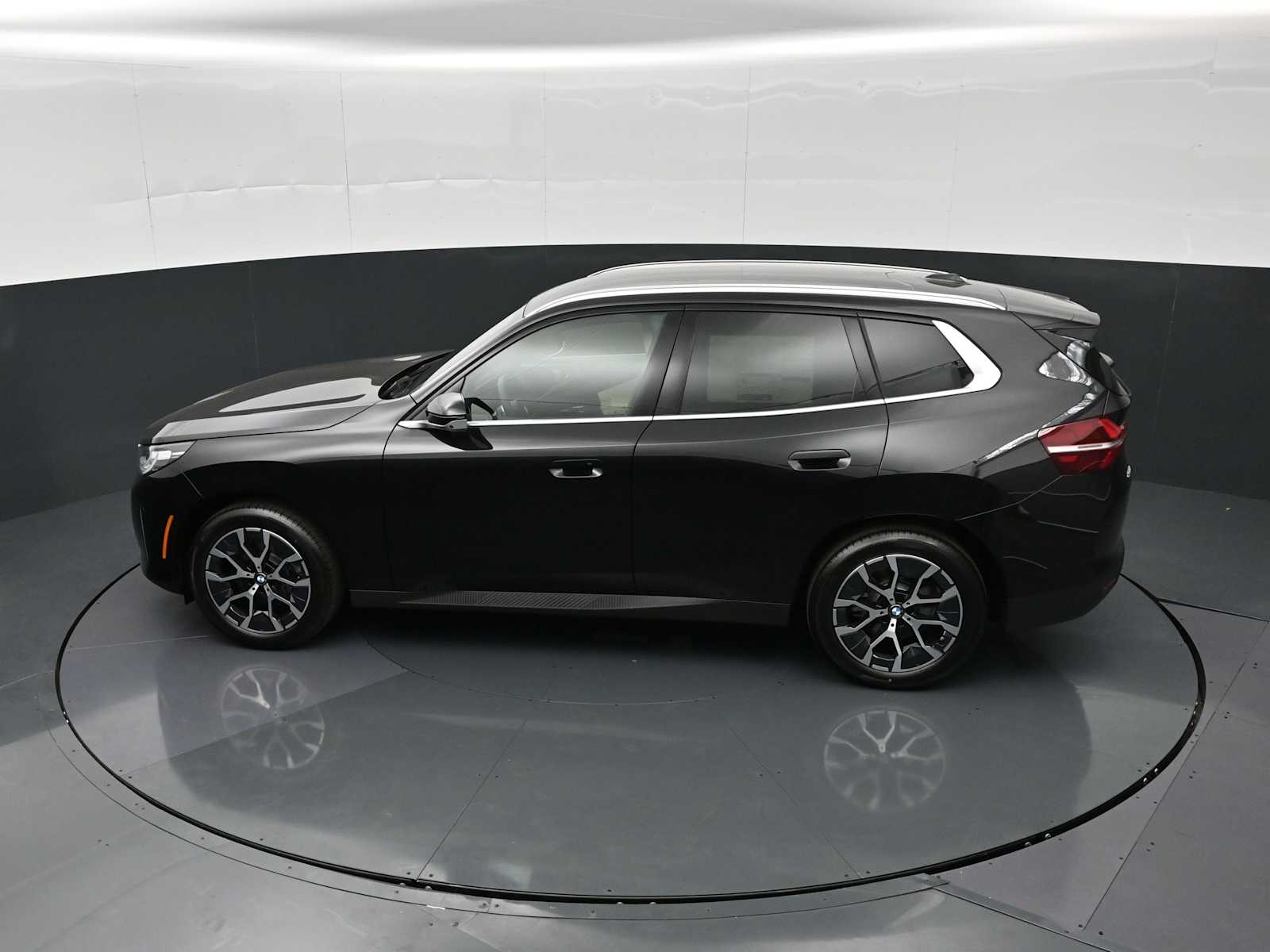 Thumbnail: 2026 BMW X3 - 24