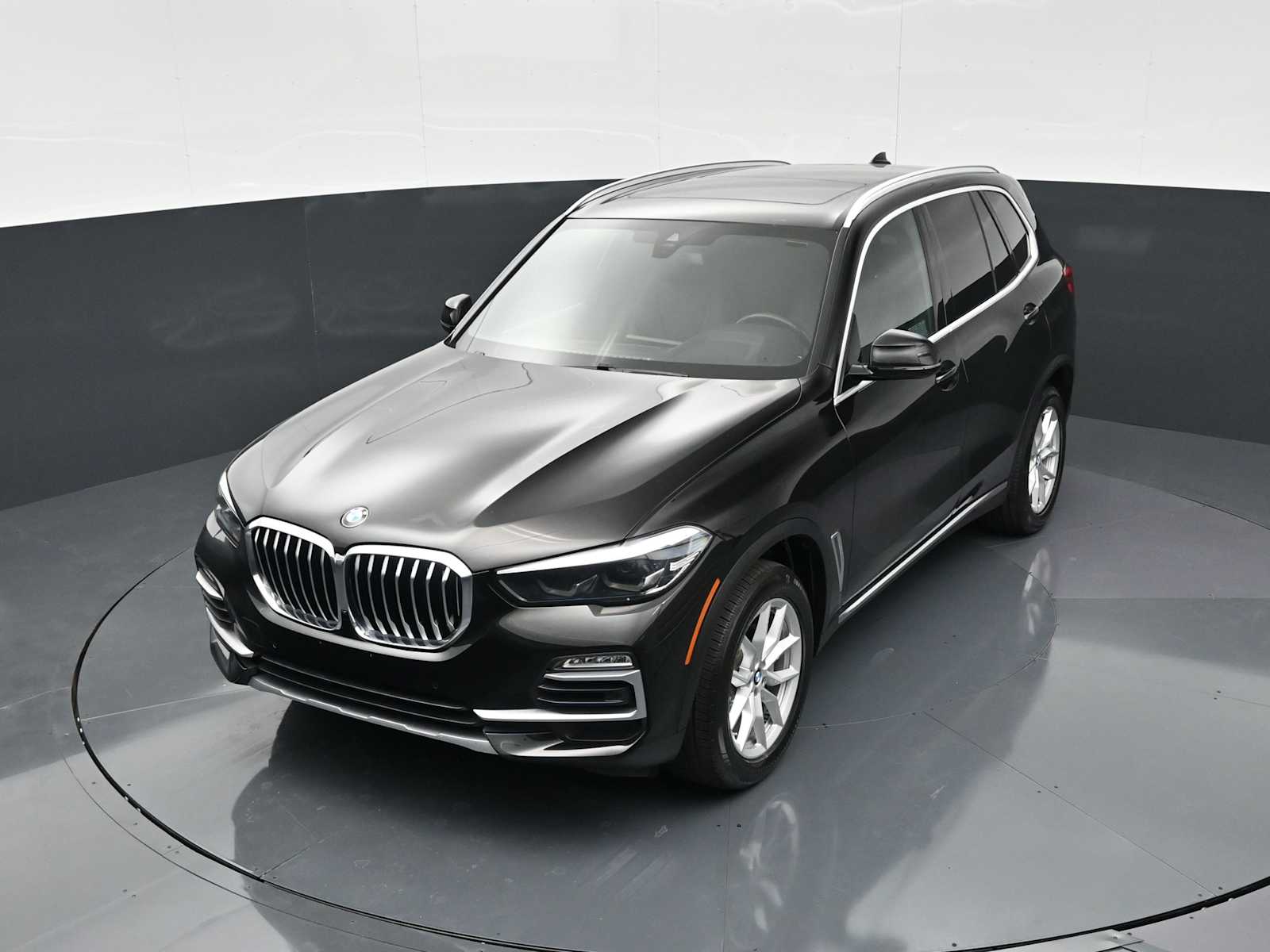 Thumbnail: 2020 BMW X5 - 17