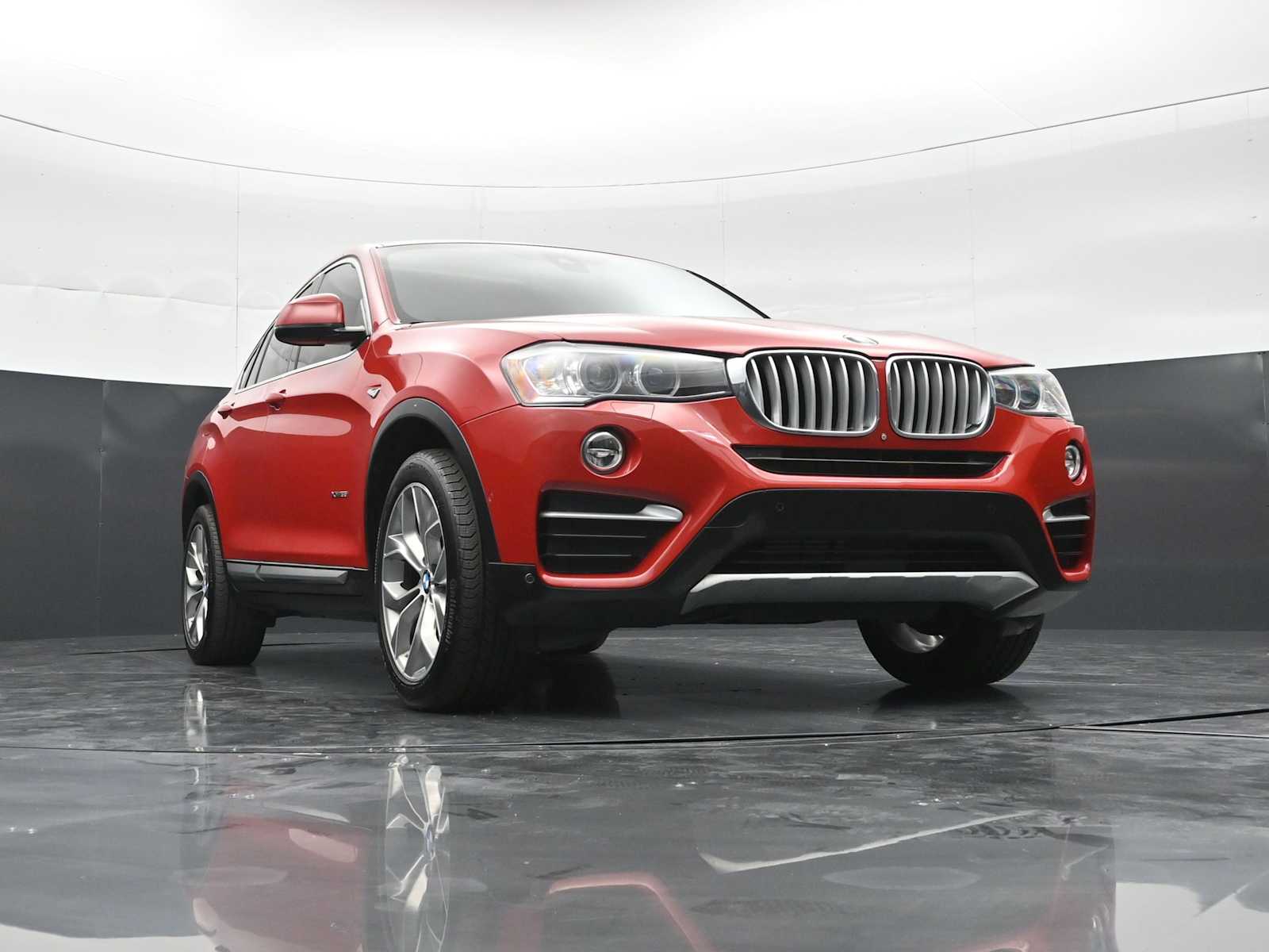 Thumbnail: 2016 BMW X4 - 28