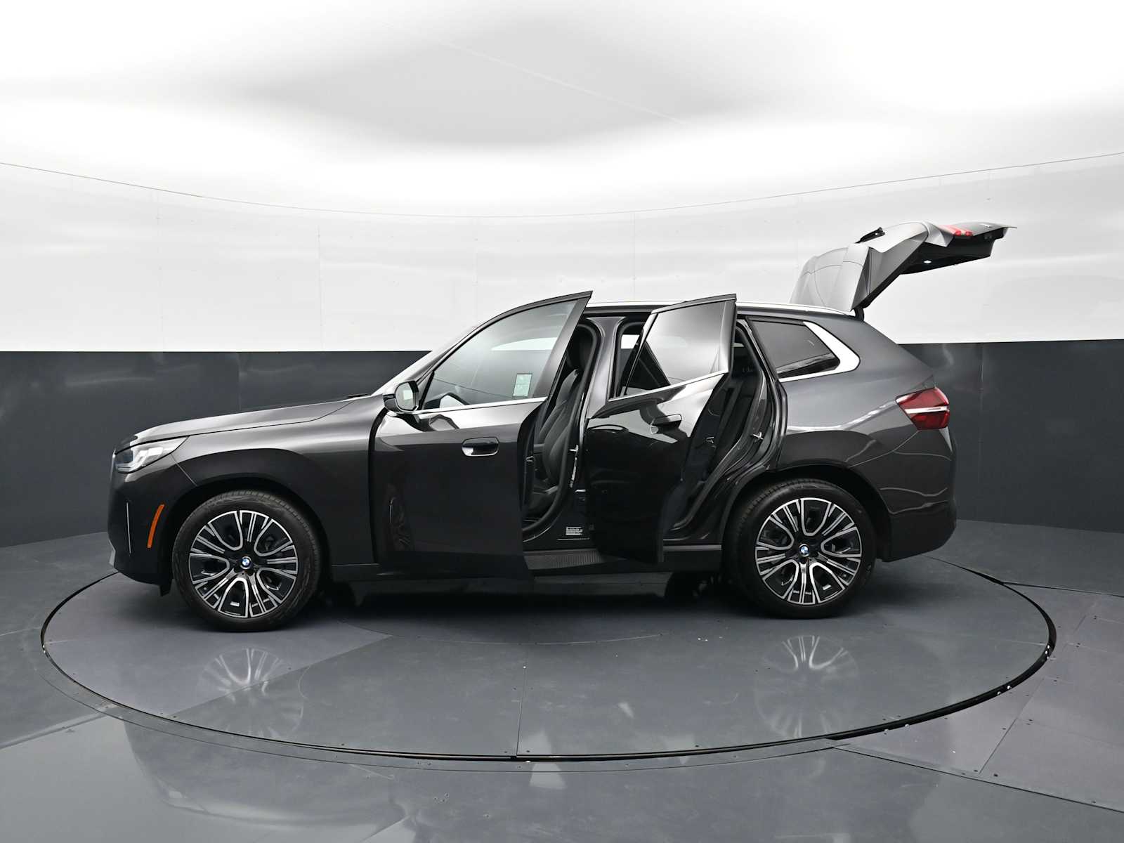 Thumbnail: 2025 BMW X3 - 35