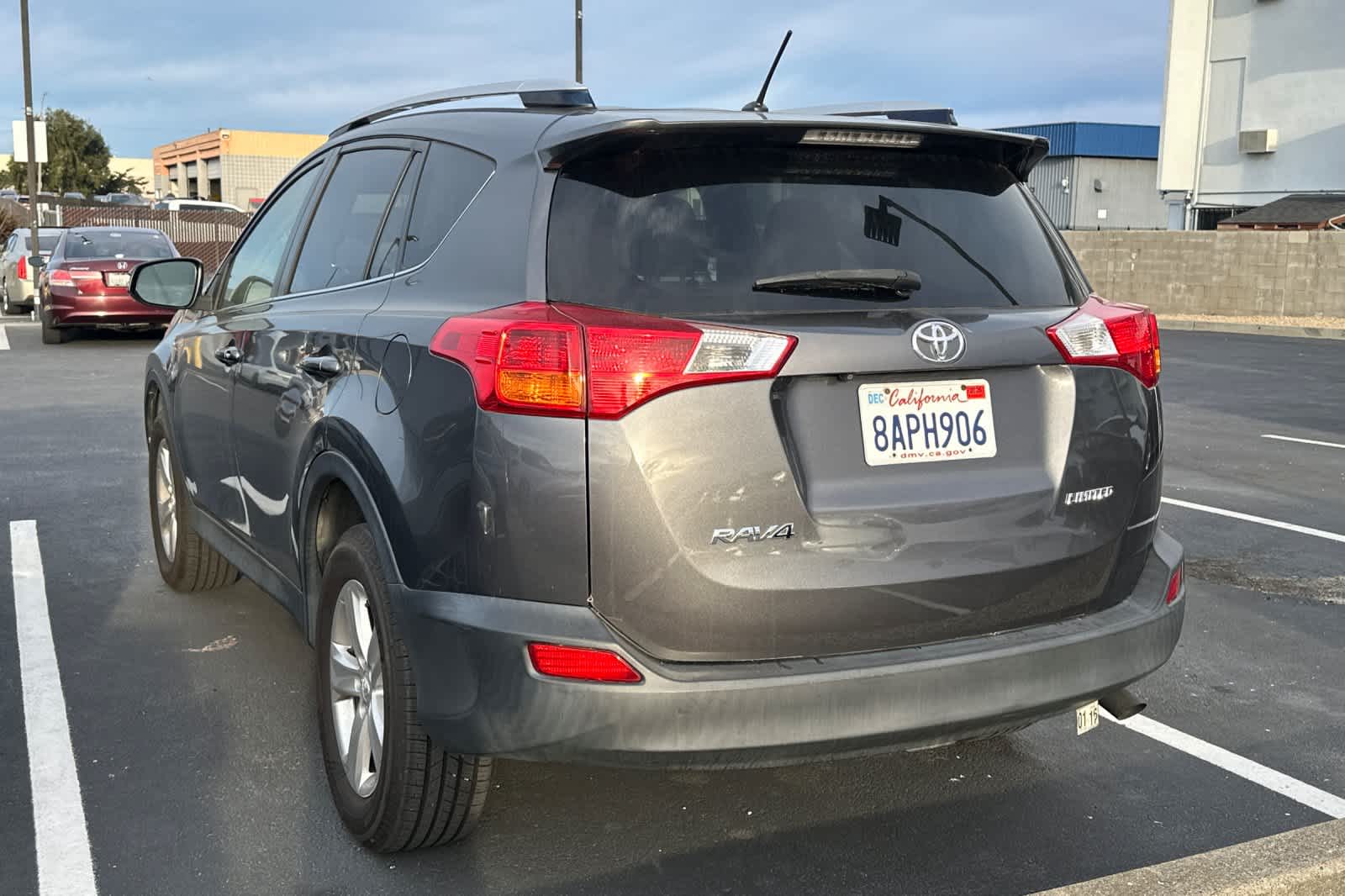 Thumbnail: 2014 Toyota RAV4 - 4