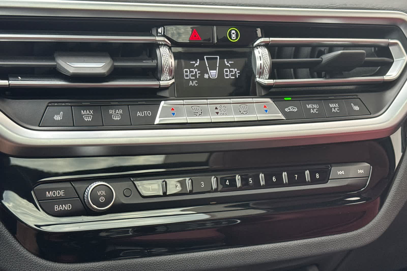 Thumbnail: 2022 BMW X3 - 23