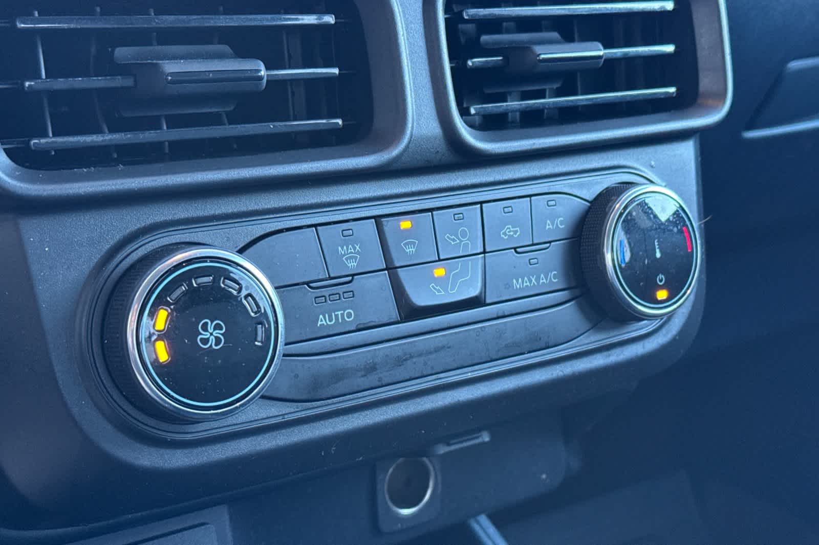 Thumbnail: 2023 Ford Maverick - 20