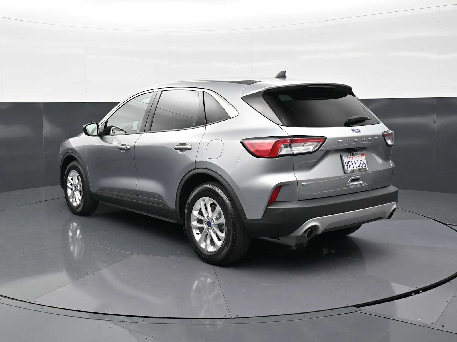 Thumbnail: 2022 Ford Escape - 7