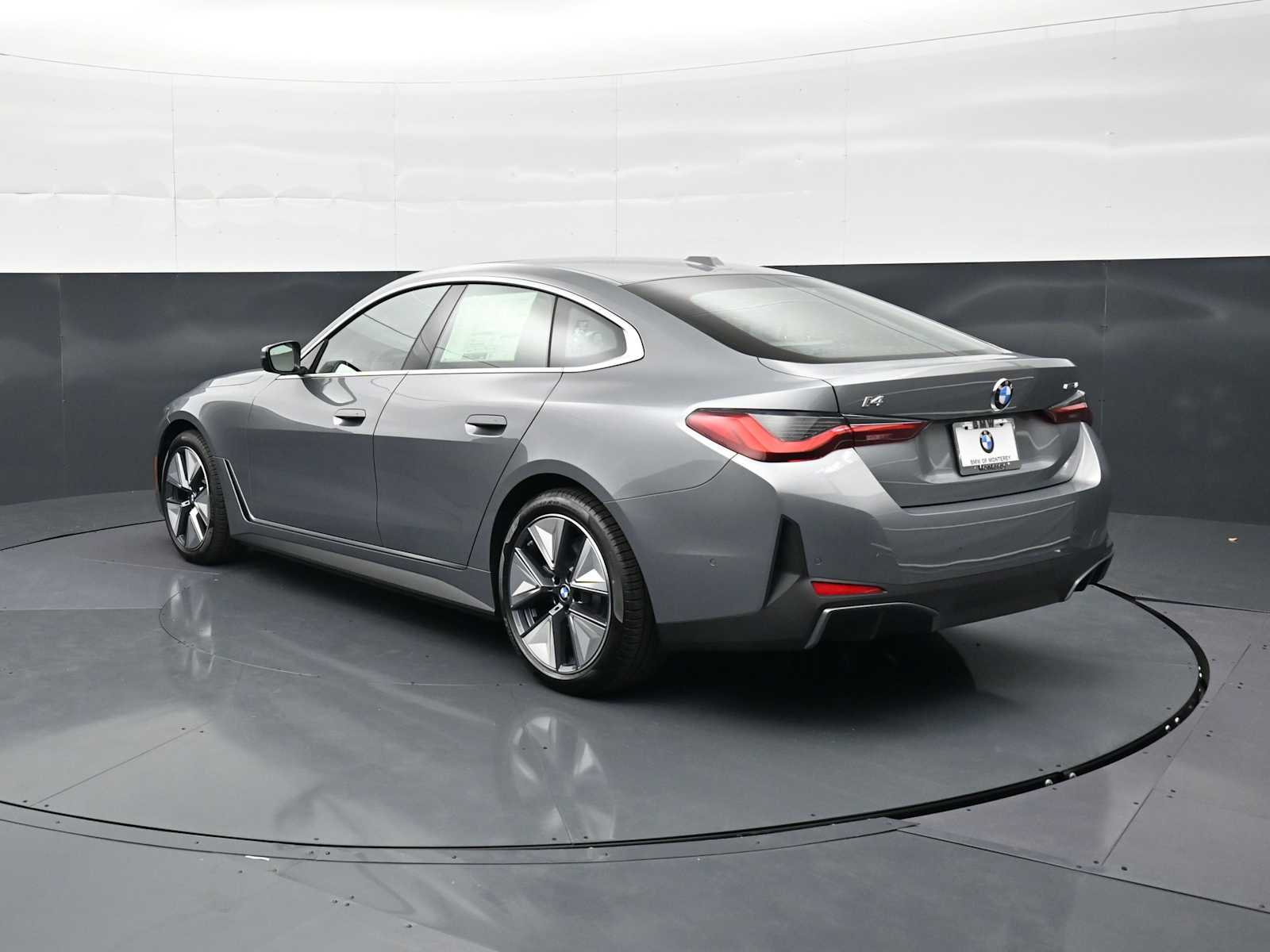 Thumbnail: 2026 BMW i4 - 7