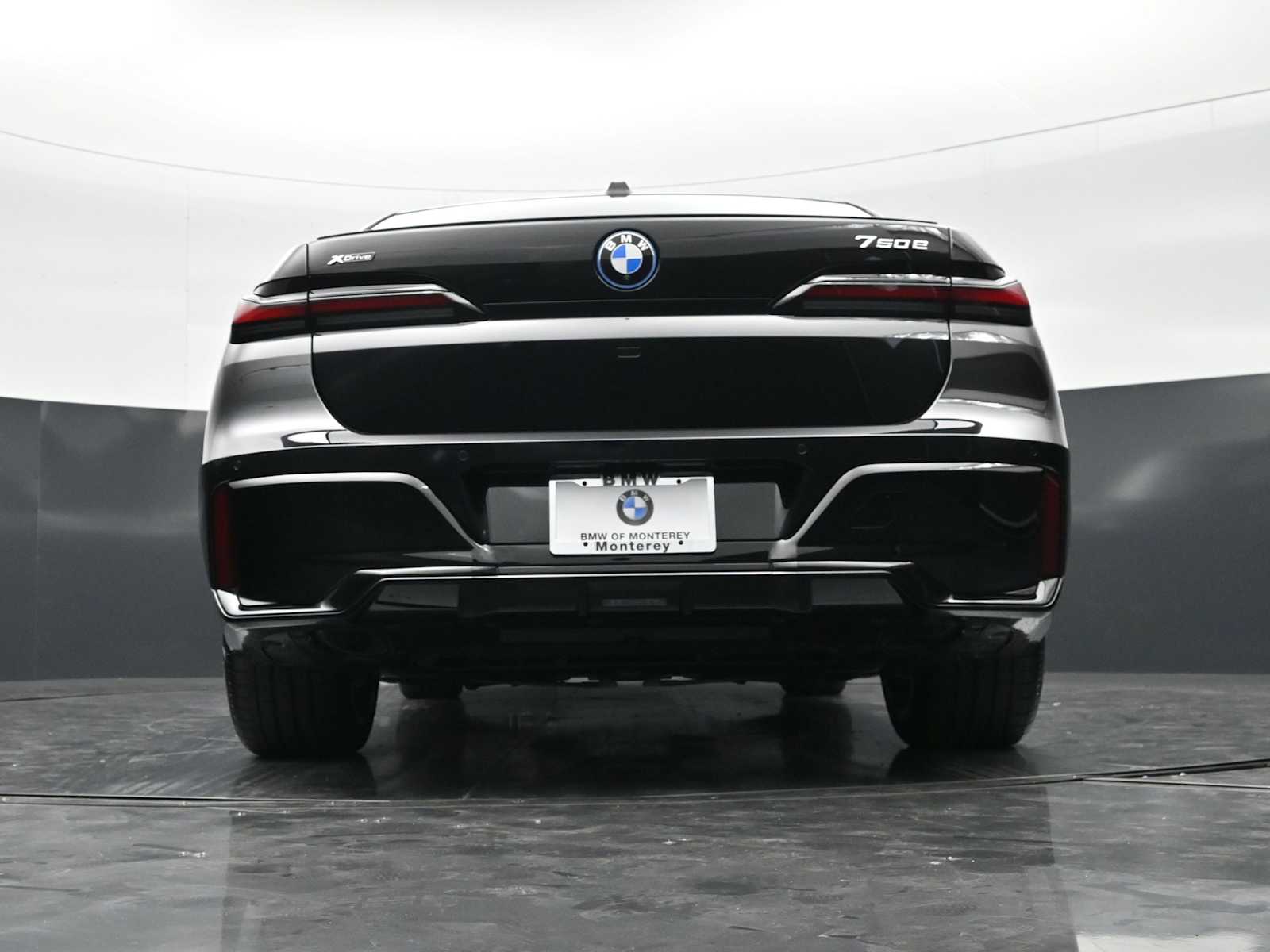 Thumbnail: 2026 BMW 7 Series - 30