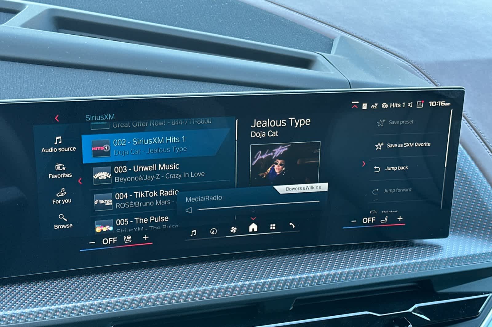 Thumbnail: 2026 BMW XM - 21