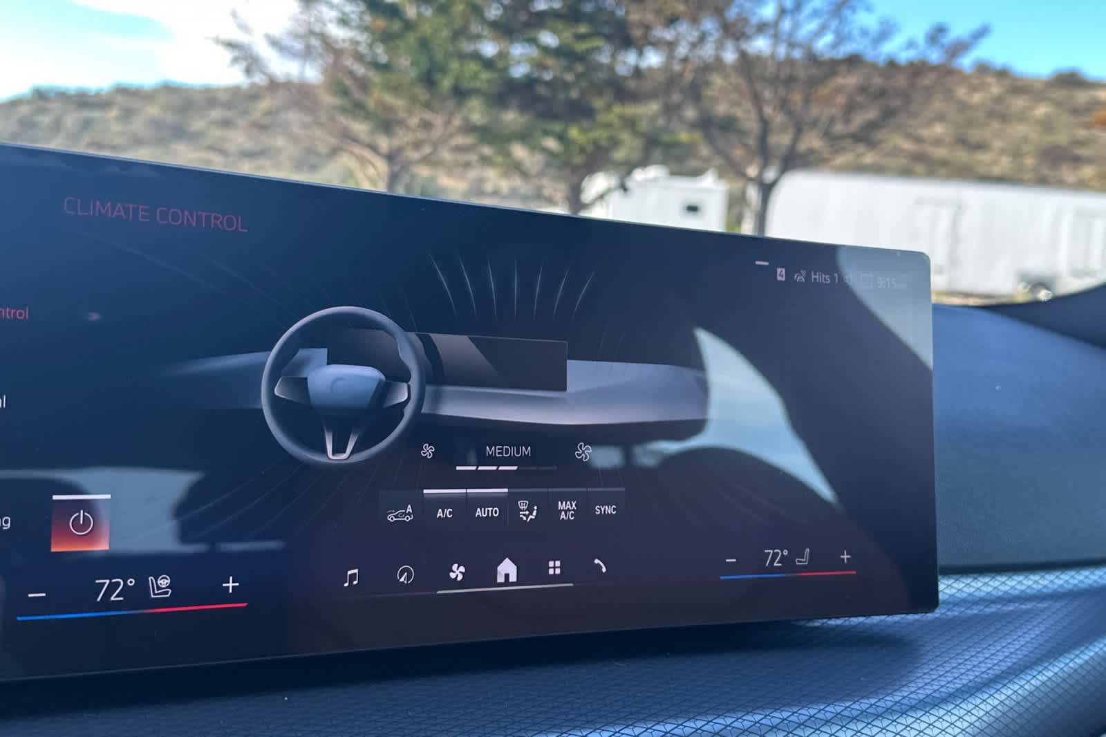 Thumbnail: 2025 BMW i4 - 23