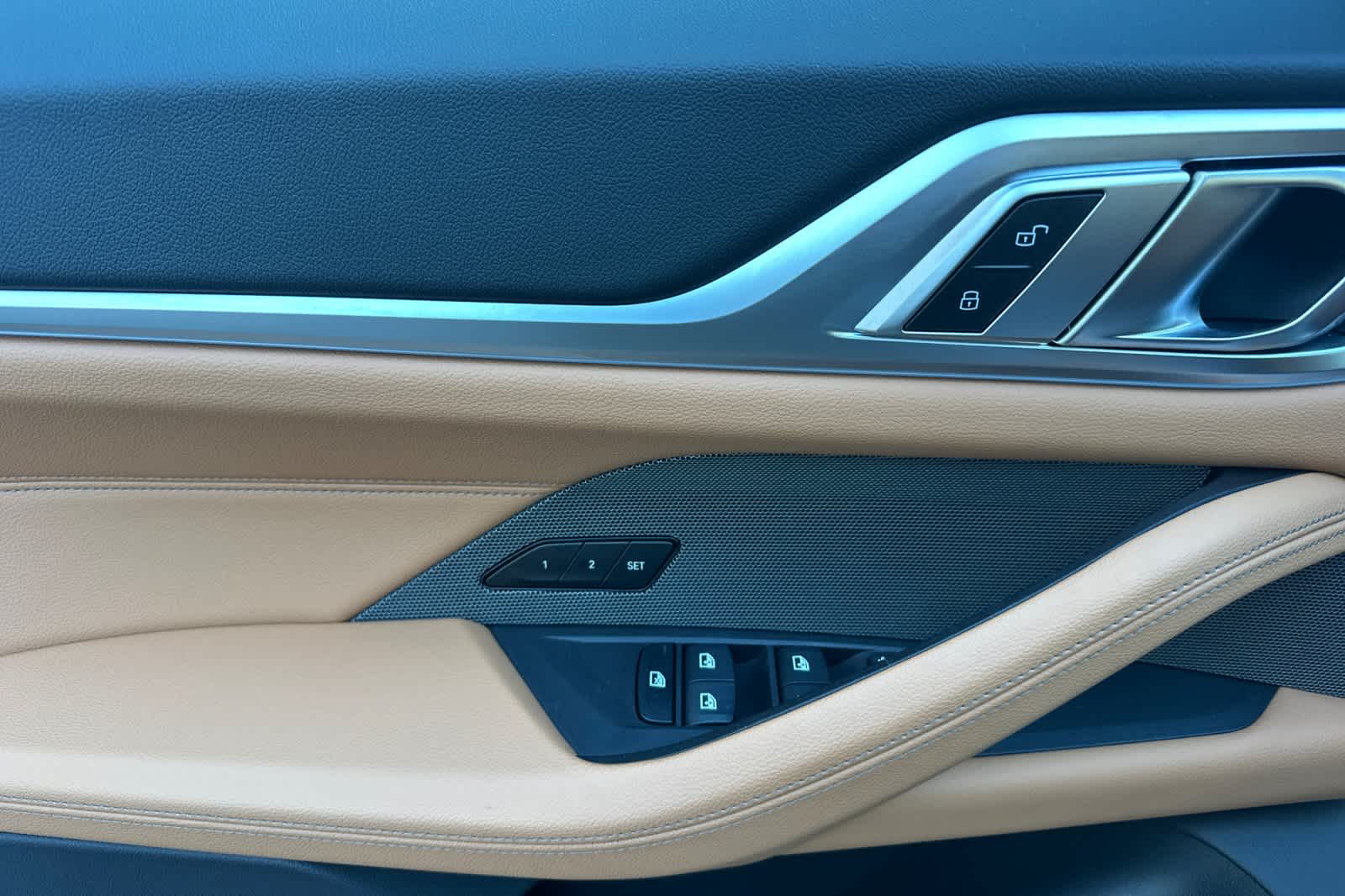 Thumbnail: 2025 BMW i4 - 12