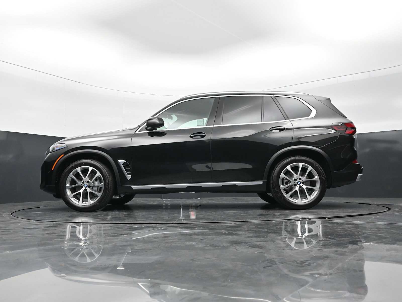 Thumbnail: 2026 BMW X5 - 31